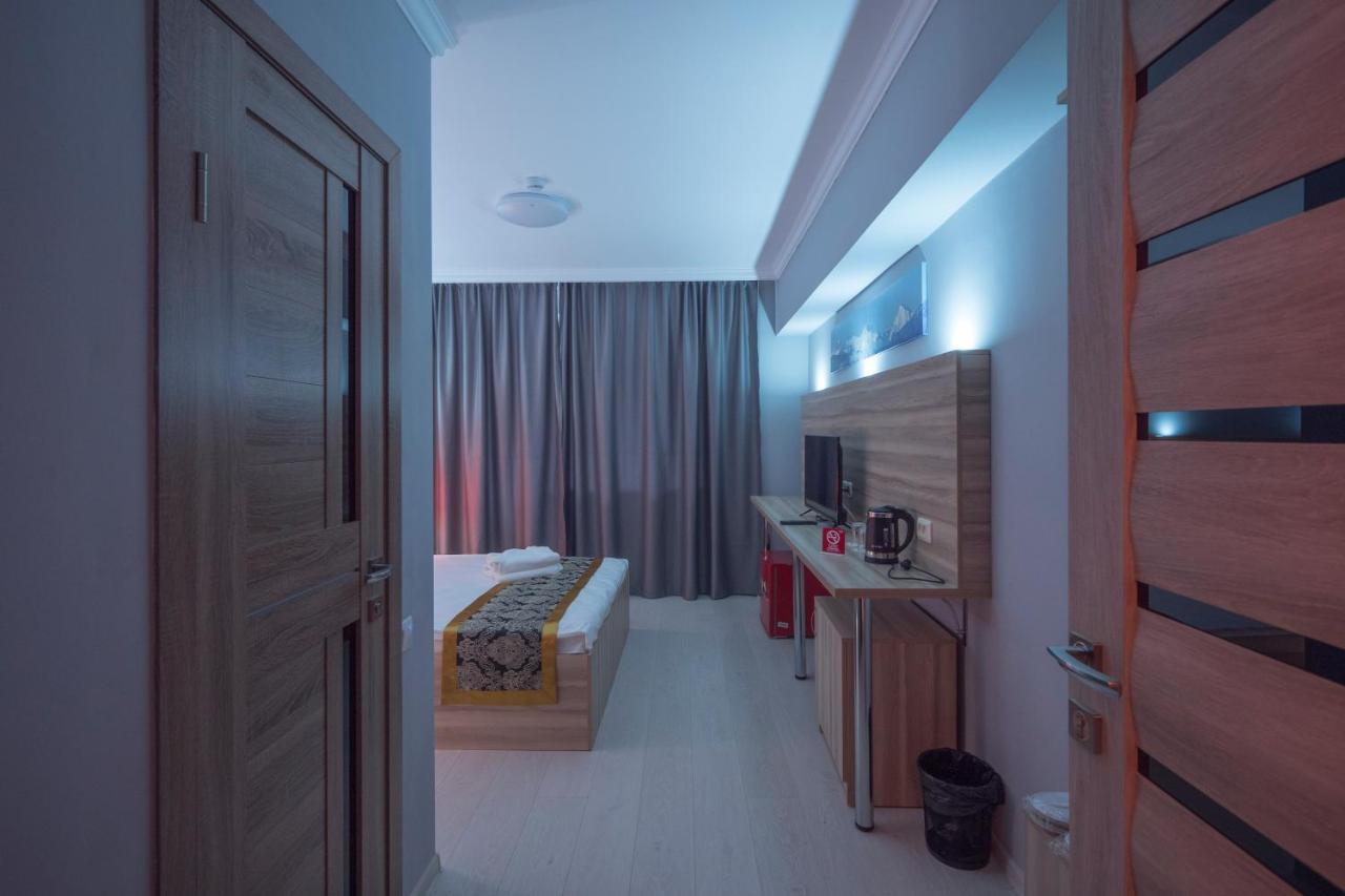 Asia Hotel Алматы Экстерьер фото